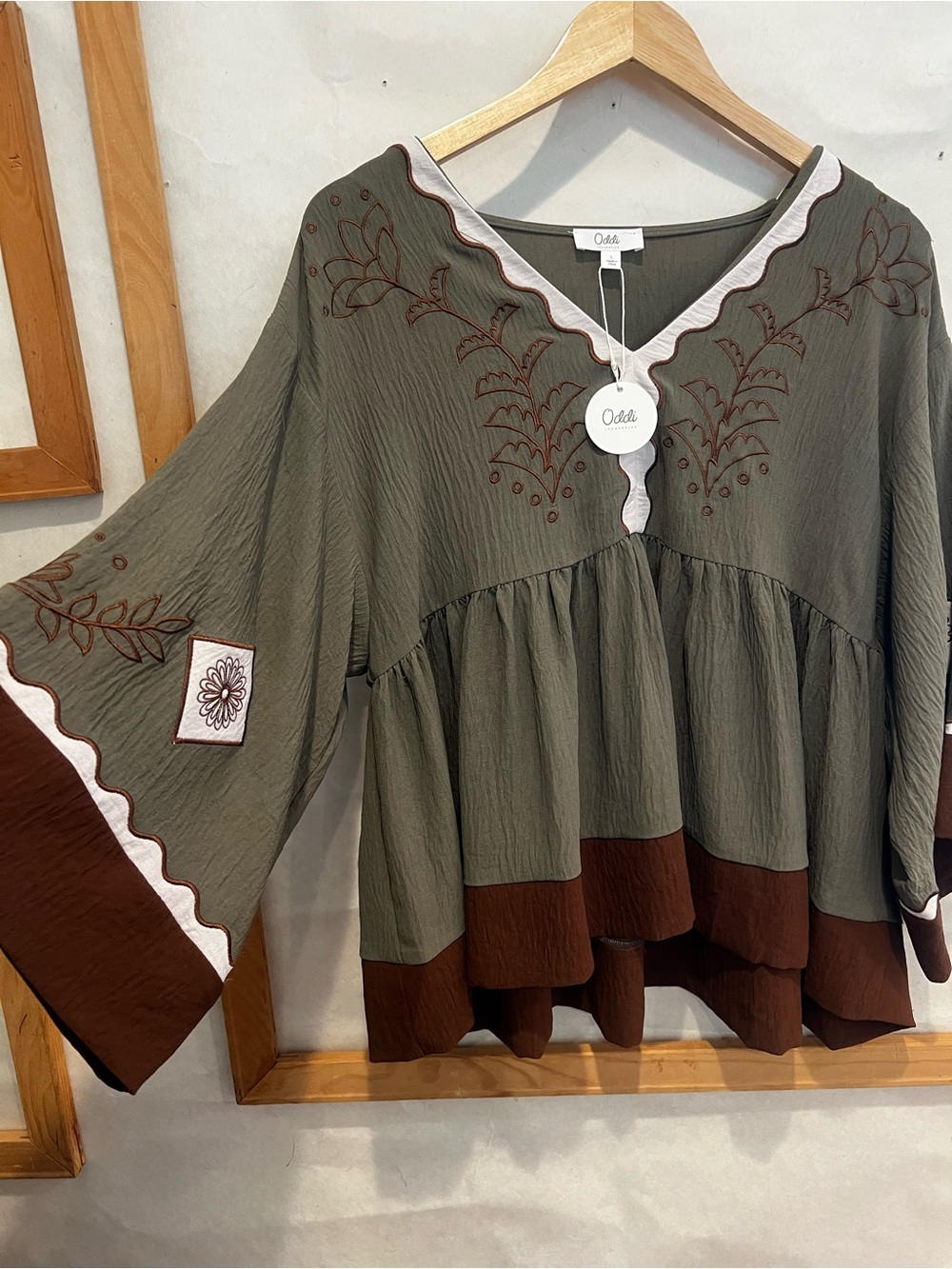 Oddi Olive Green Embroidered Peasant Tunic with Brown Trim medium NWT